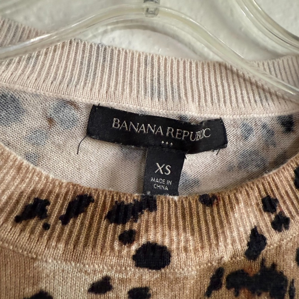 Banana Republic Sweater Women's XS Brown Knit Leopard Print Crew Neck Classic - Picture 3 of 7